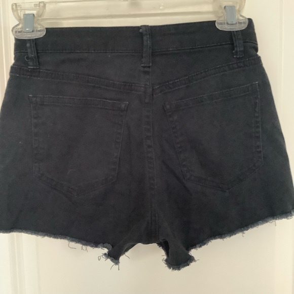 Tinseltown womens Mid rise solid black Cut Off shorts size 0 stretch Raw Hem - Picture 9 of 9